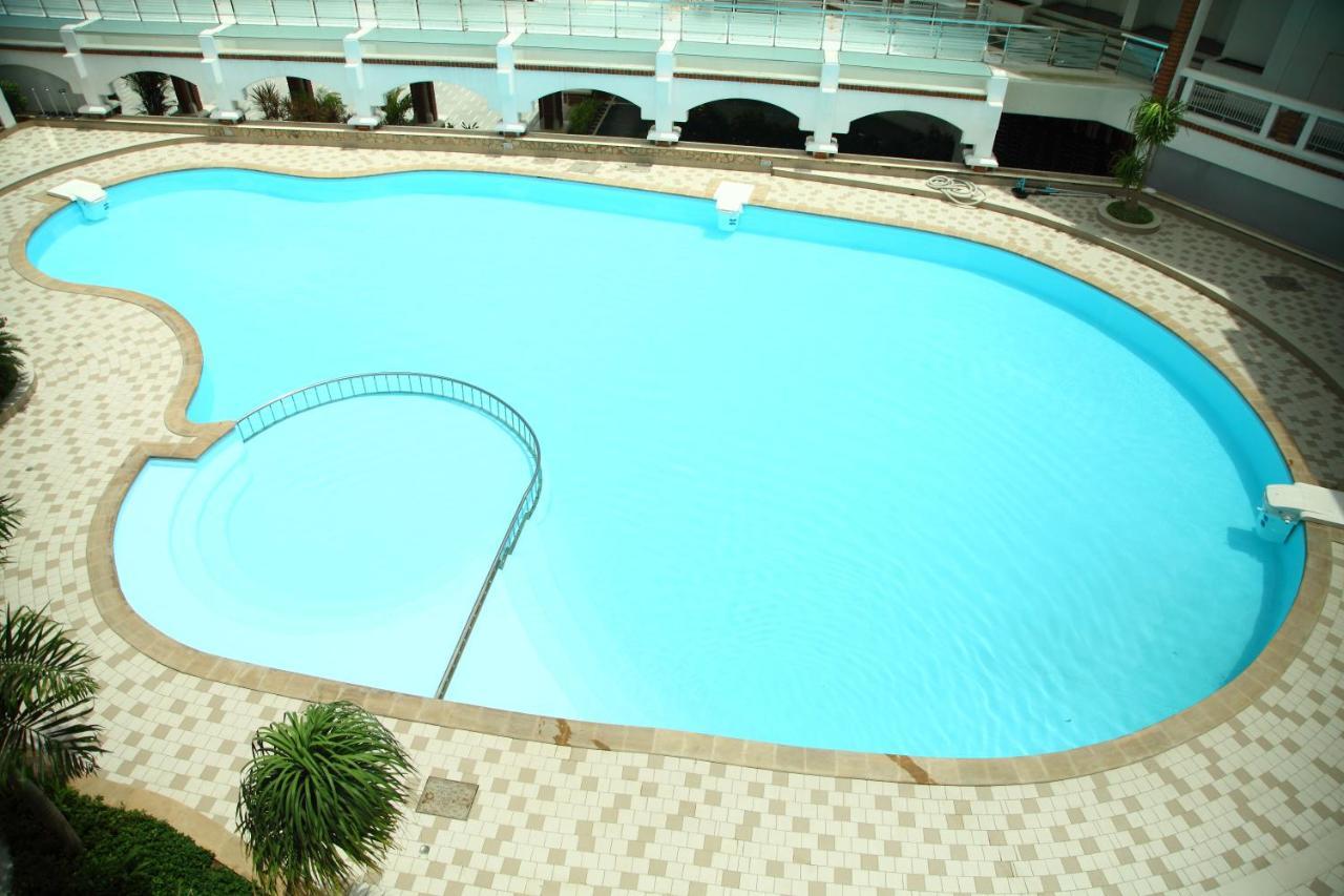 Prakruti Resort Vadodara Bagian luar foto