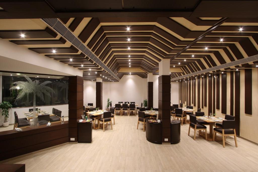 Prakruti Resort Vadodara Bagian luar foto