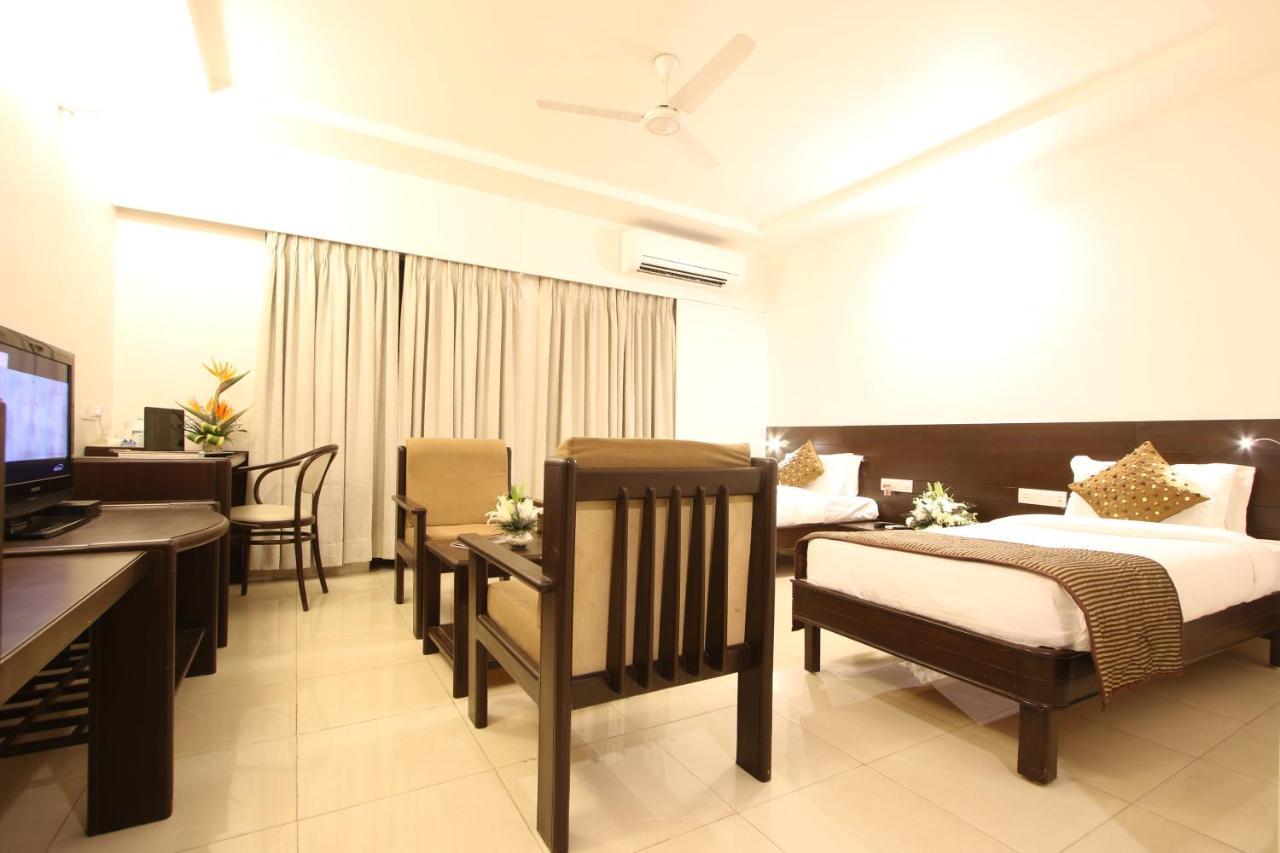 Prakruti Resort Vadodara Bagian luar foto